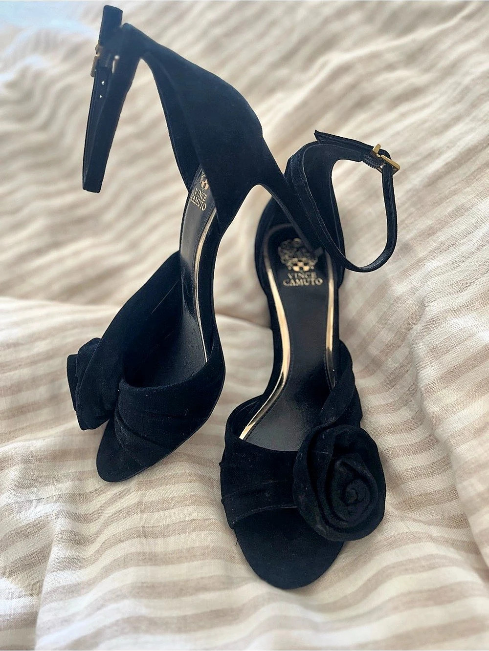 Vince Camuto Aisven Flower Detail Ankle Strap Heeled Sandal in Black (Size 7.5M)